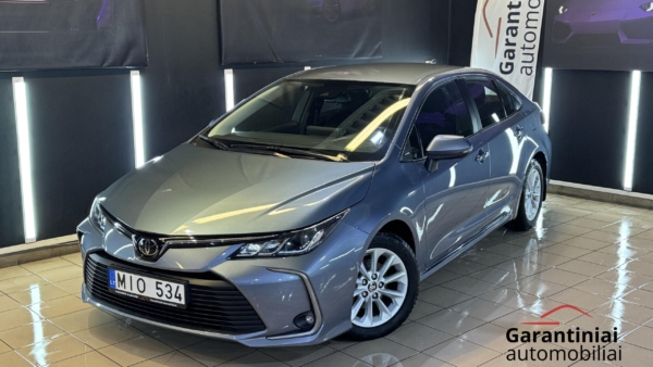 Toyota Corolla 1,5 Active sedan