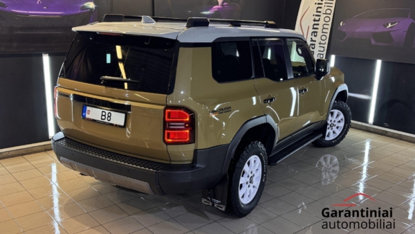 Alternative view of Toyota Land Cruiser 250 2.8 First Edition 2024 m.
