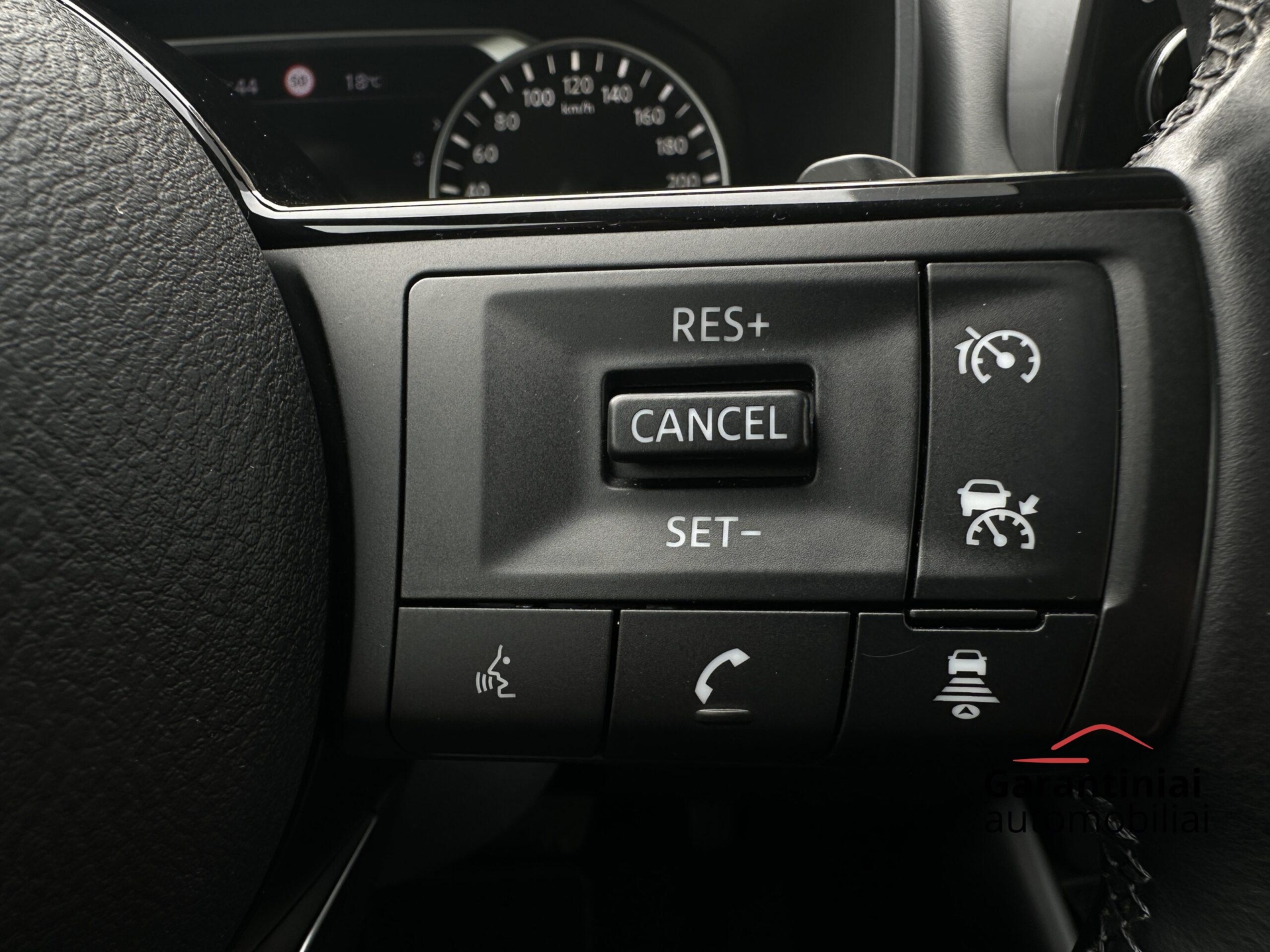 Nissan Qashqai 1.3 MHEV DIG-T Acenta+ 2022 m. - Image 10