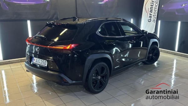 Alternative view of Lexus UX 250h 2.0 Midnight Edition 2021 m.