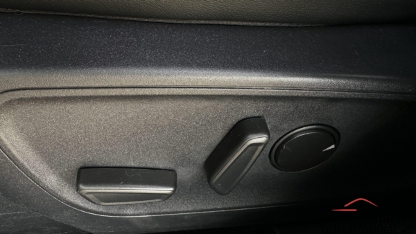 Ford Kuga 2.5 Vignale 2023 m. 23
