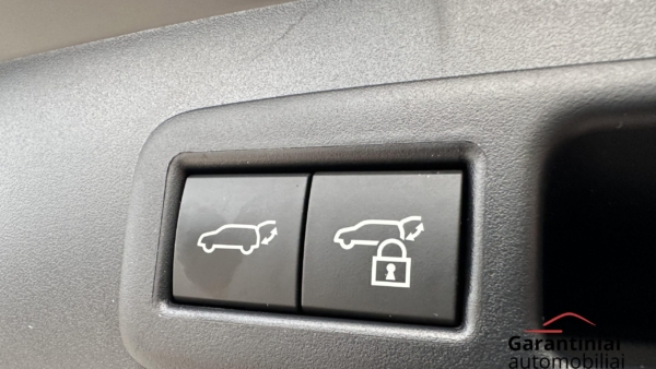 Lexus UX 300h 2.0 F-Sport AWD 2024 m. 34