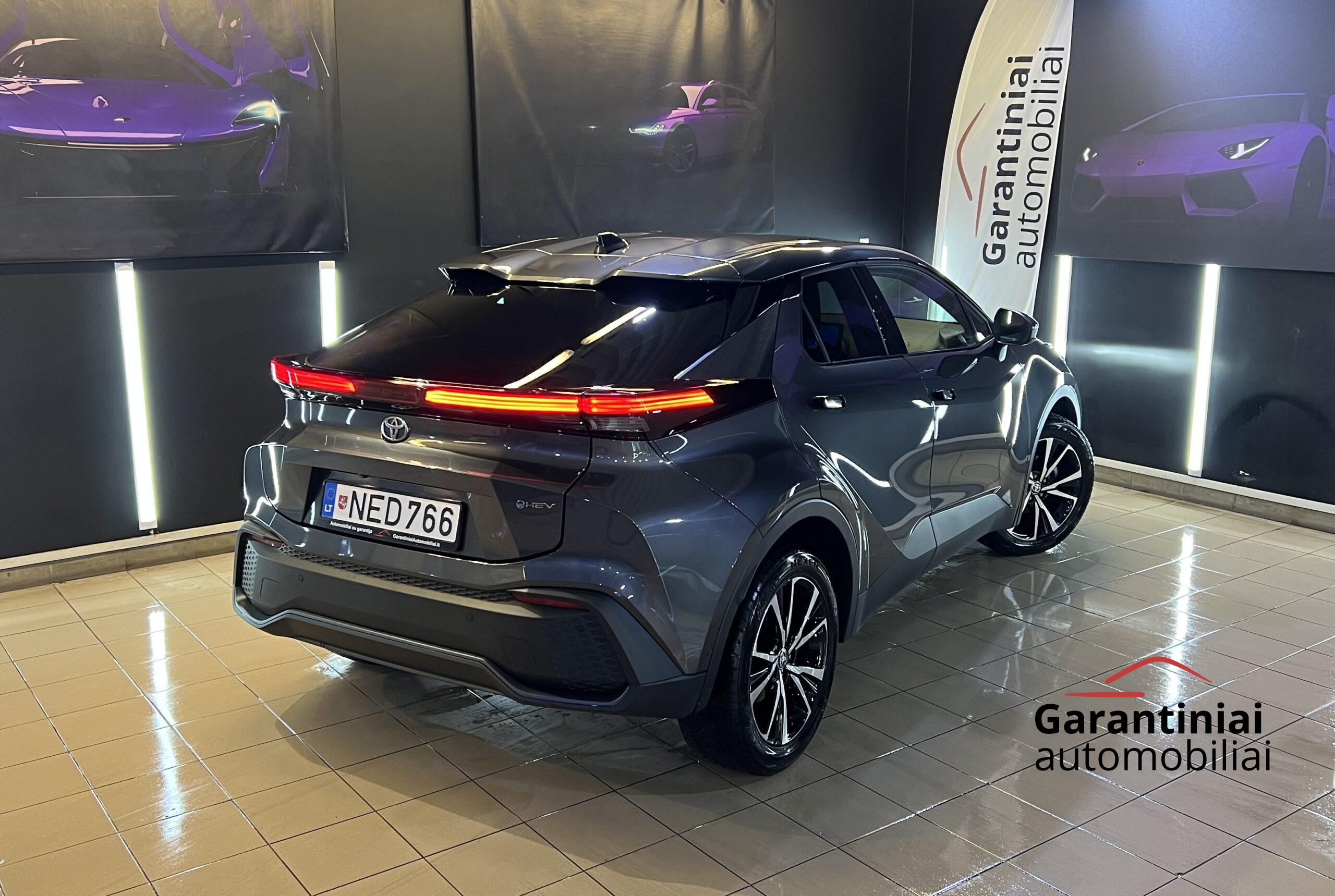 Toyota C-HR 1,8 Hybrid Style 2025 m. 2