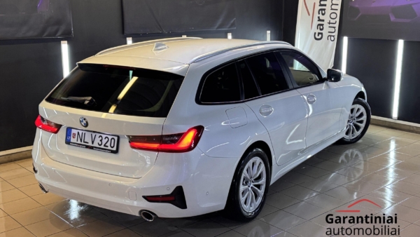 Alternative view of BMW 320d xDrive MHEV 2.0 2021 m.