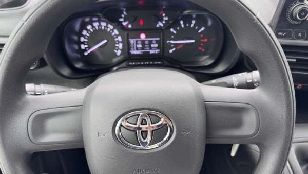 Toyota Proace City Verso Compact 1.2 Turbo Combi 2022 m. 7