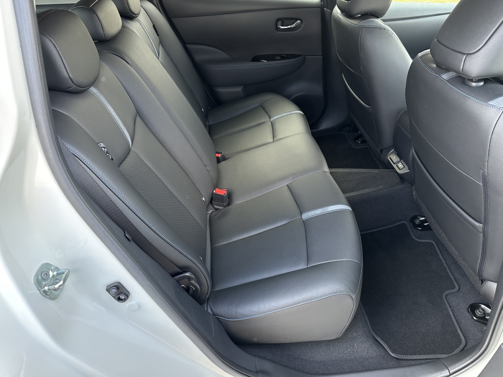 Nissan Leaf Tekna 40 kWh 2022 m. Elektromobilis - Image 6