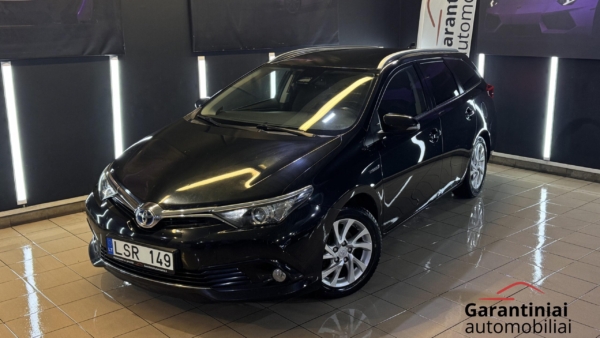 Toyota Auris Touring Sports 1.8 Hybrid Active 2018 m.