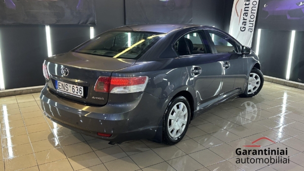 Alternative view of Toyota Avensis 2.0 Linea Sol CVT 2009 m.