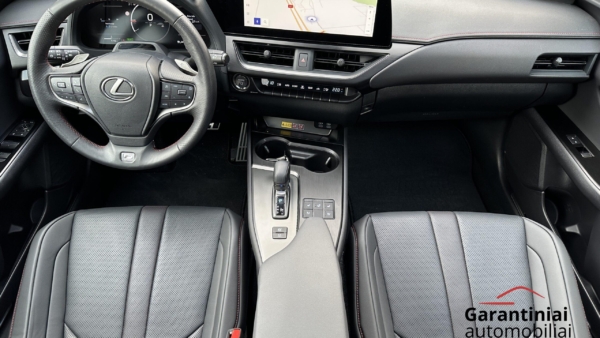 Lexus UX 300h 2.0 F-Sport AWD 2024 m. 3