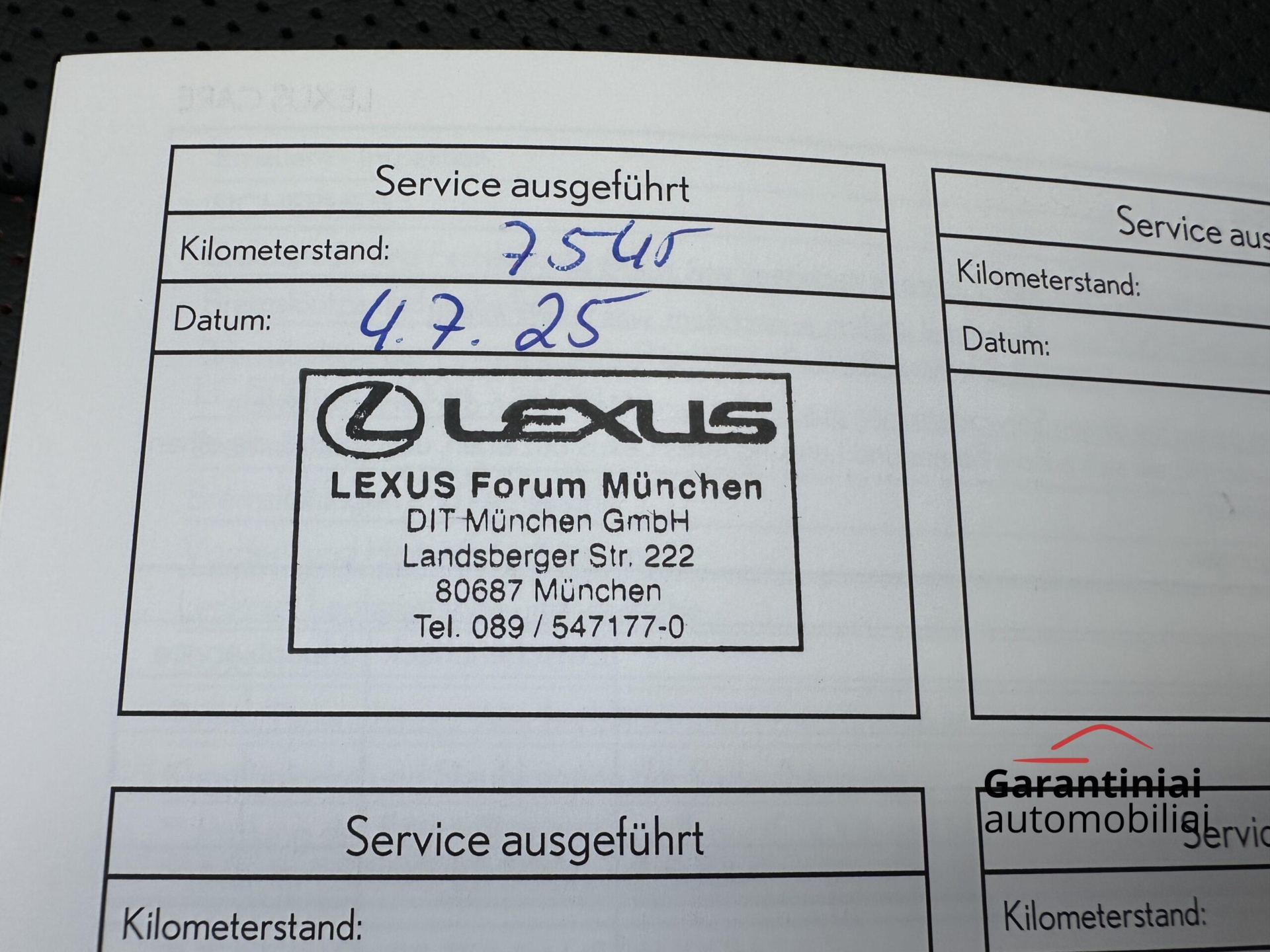 Lexus UX 300h 2.0 F-Sport AWD 2024 m. 40