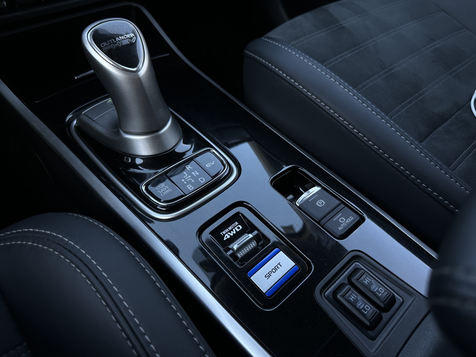 Mitsubishi Outlander 2.4 PHEV Business 4WD 2019 m. Įkraunamas hibridas. 18