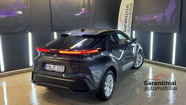 Toyota C-HR 1,8 Hybrid Active 2025 m. 2