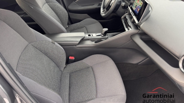 Toyota C-HR 1,8 Hybrid Active 2025 m. 6