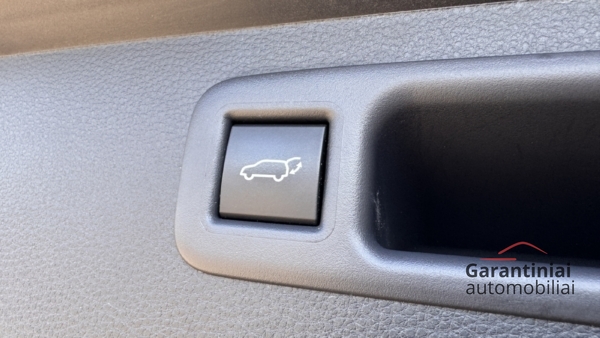 Toyota Highlander 2.5 Hybrid Executive AWD-i 2024 m. 7 vietos 14
