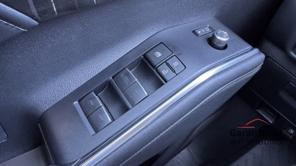 Toyota Highlander 2.5 Hybrid Executive AWD-i 2024 m. 7 vietos 32