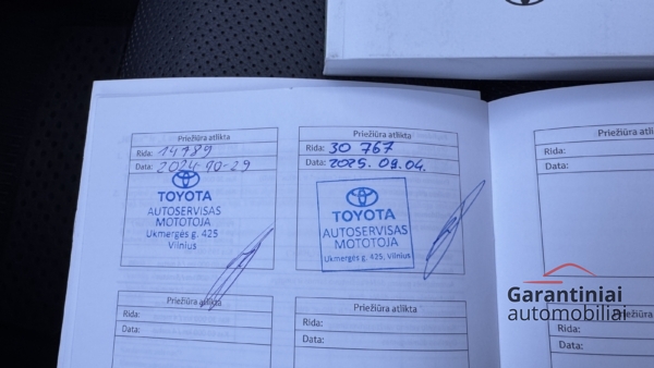 Toyota Highlander 2.5 Hybrid Executive AWD-i 2024 m. 7 vietos 37