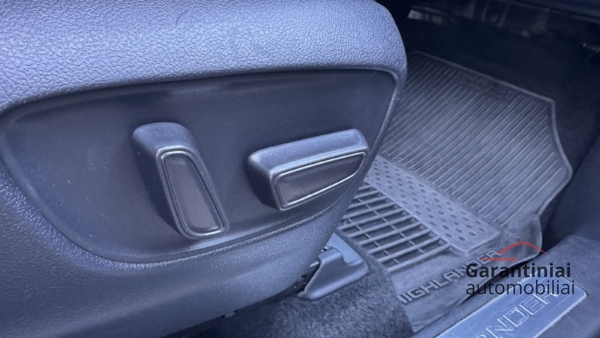 Toyota Highlander 2.5 Hybrid Executive AWD-i 2024 m. 7 vietos 7