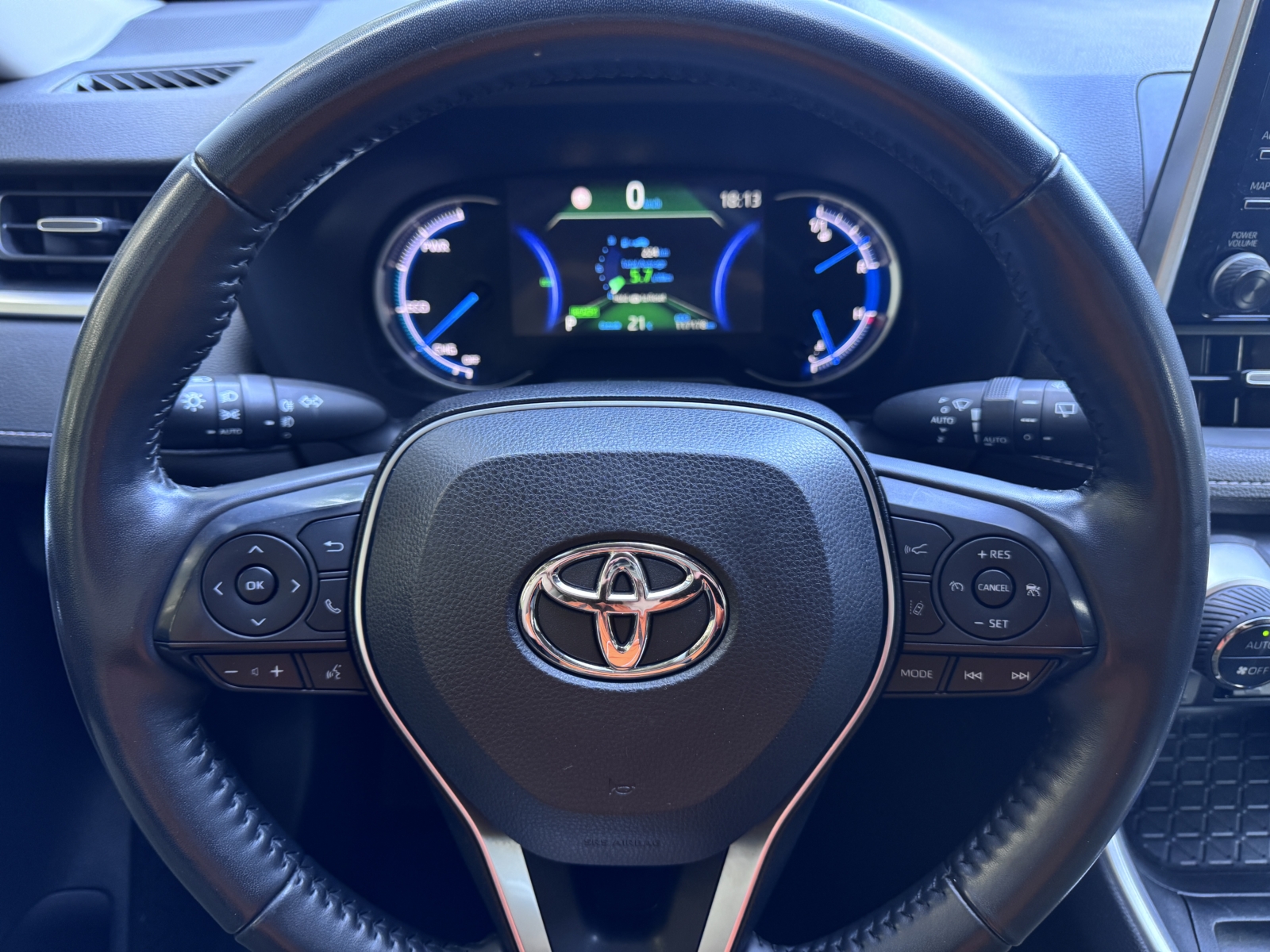 Toyota RAV4 2.5 Hybrid Luxury + Comfort paketas AWD 2022 m. 13