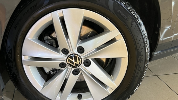 Volkswagen Golf 1.0 eTSi Life 2023 m. 5