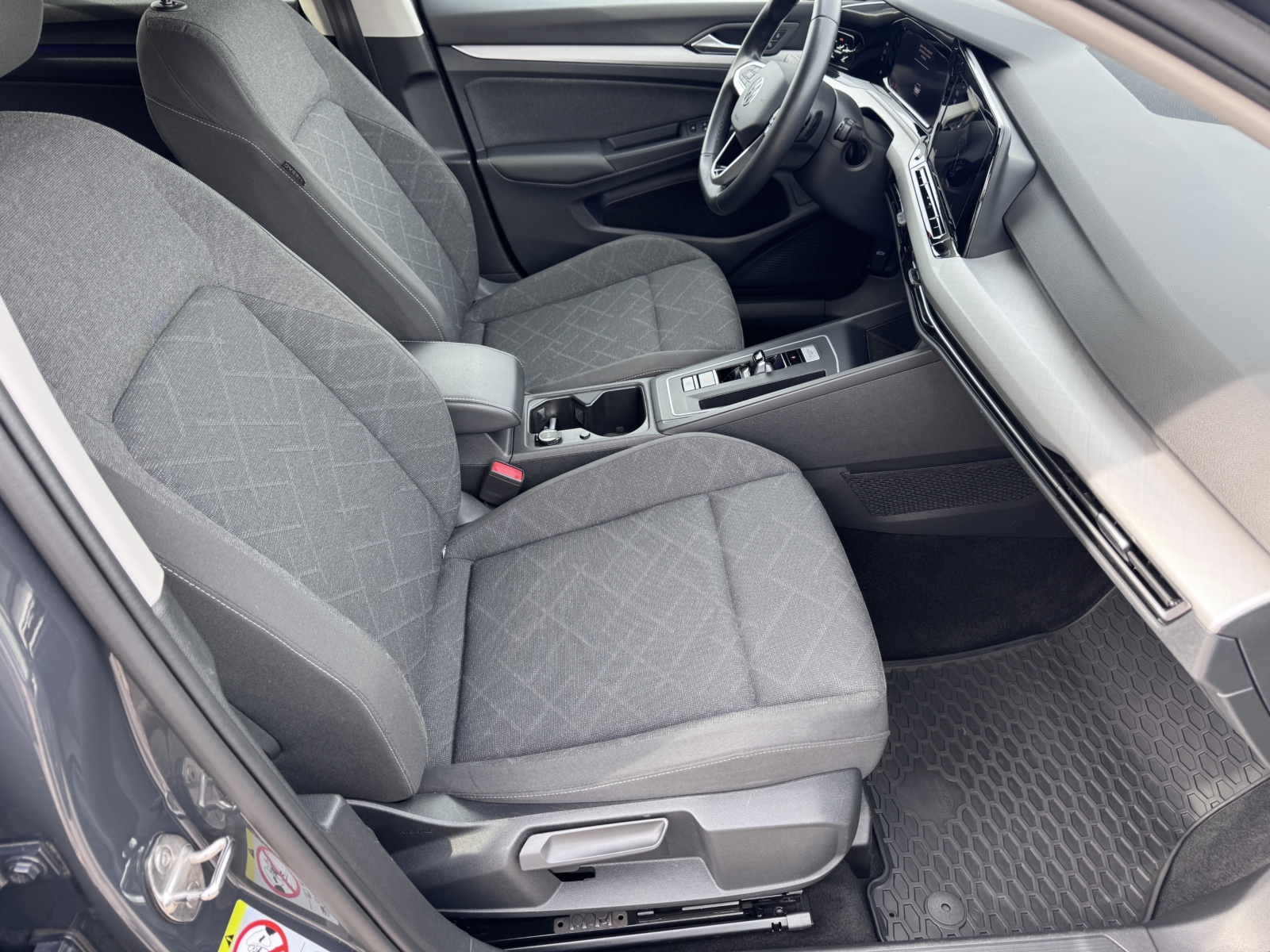 Volkswagen Golf 1.0 eTSi Life 2023 m. 7