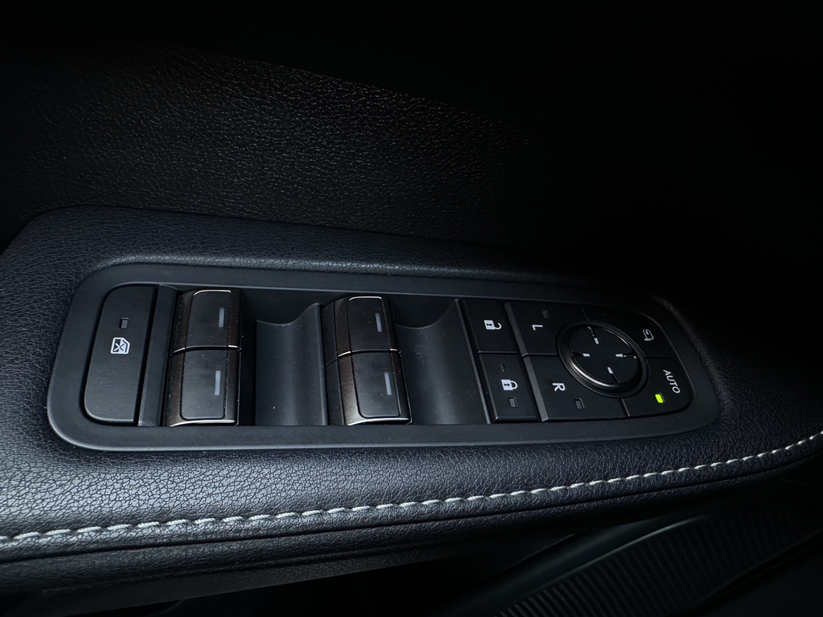 Lexus RX 500h 2.4 F SPORT Performance DIRECT4 AWD 2023 m. 26