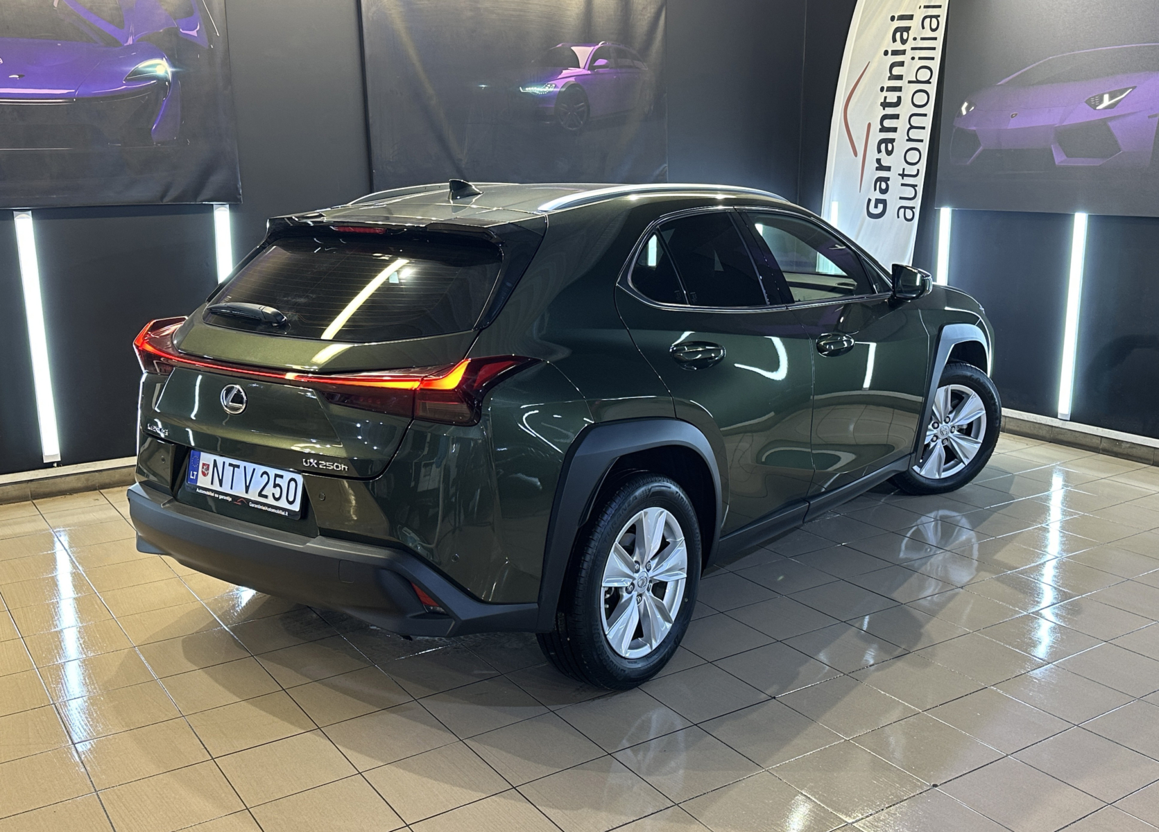 Lexus UX 250h 2.0 Business 2023 m. 3