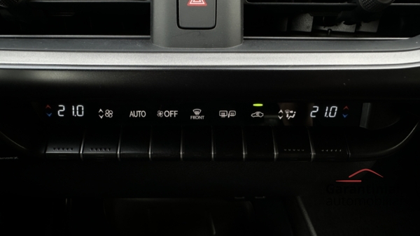 Lexus UX 250h 2.0 Business 2023 m. 21