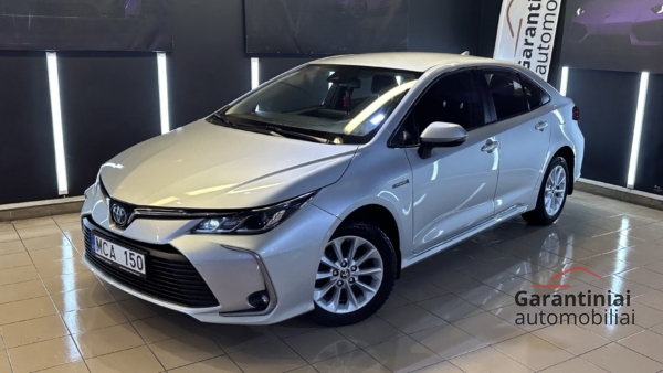 Toyota Corolla sedan 1,8 Hybrid Active 2021 m.