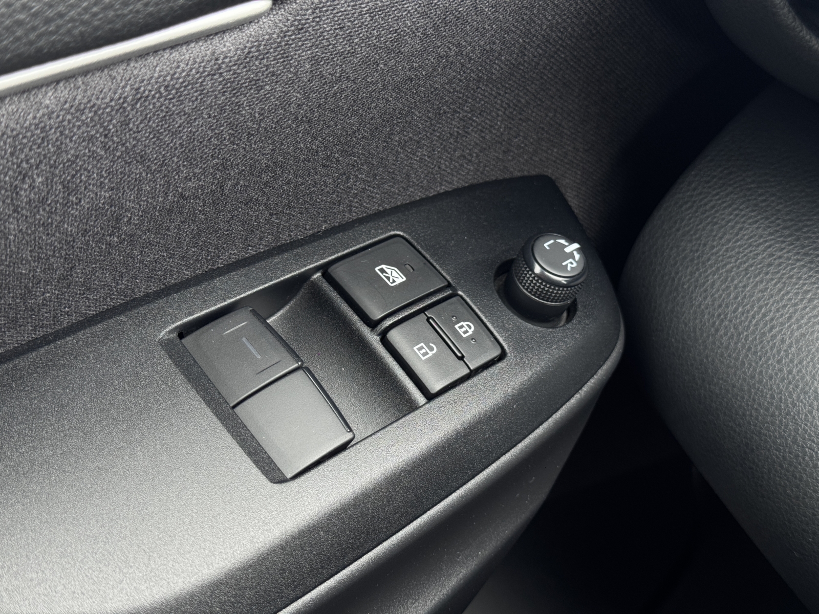 Toyota Yaris 1.5 Hybrid Active 2023 m. - Image 20