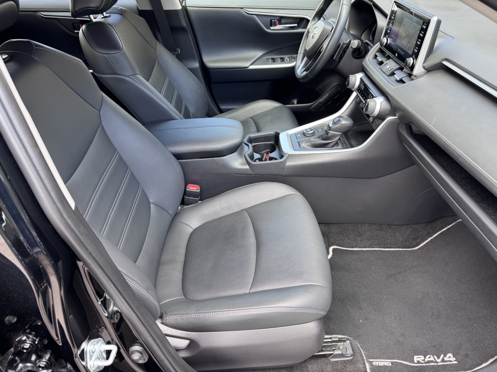 Toyota RAV4 2,5 Hybrid Luxury Plius AWD 2022 m. - Image 7