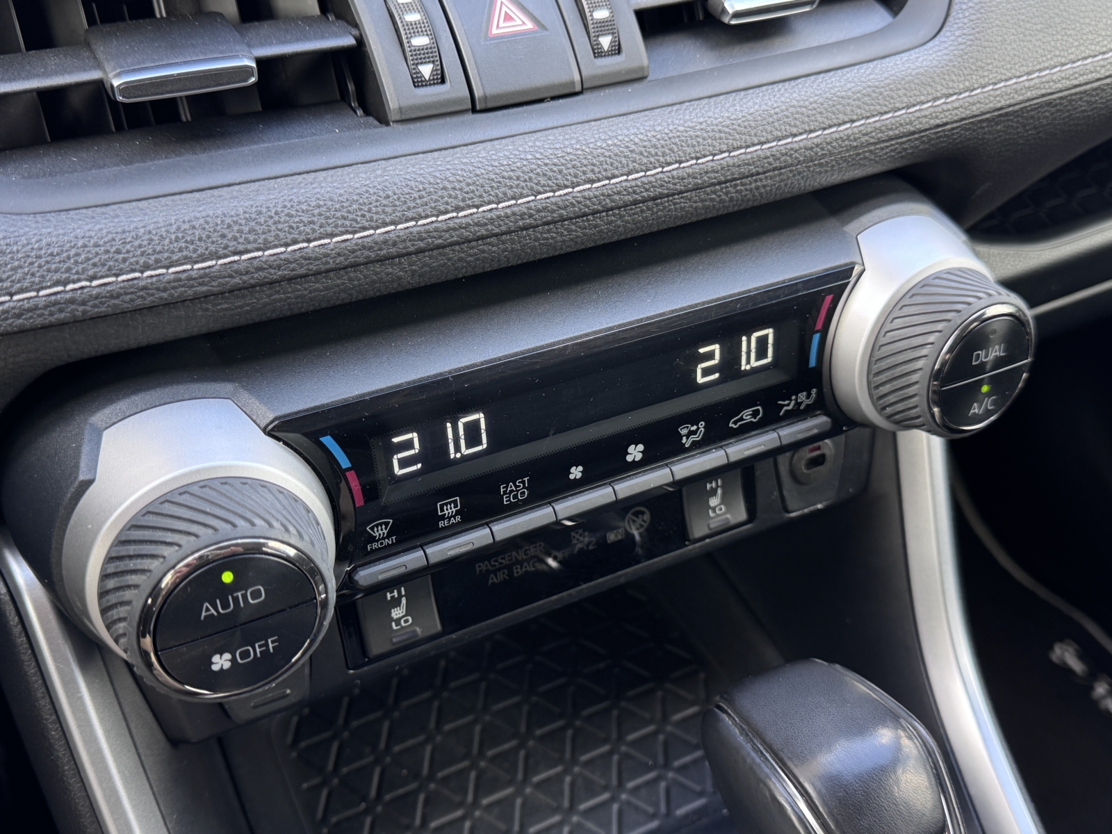 Toyota RAV4 2,5 Hybrid Luxury Plius AWD 2022 m. - Image 27