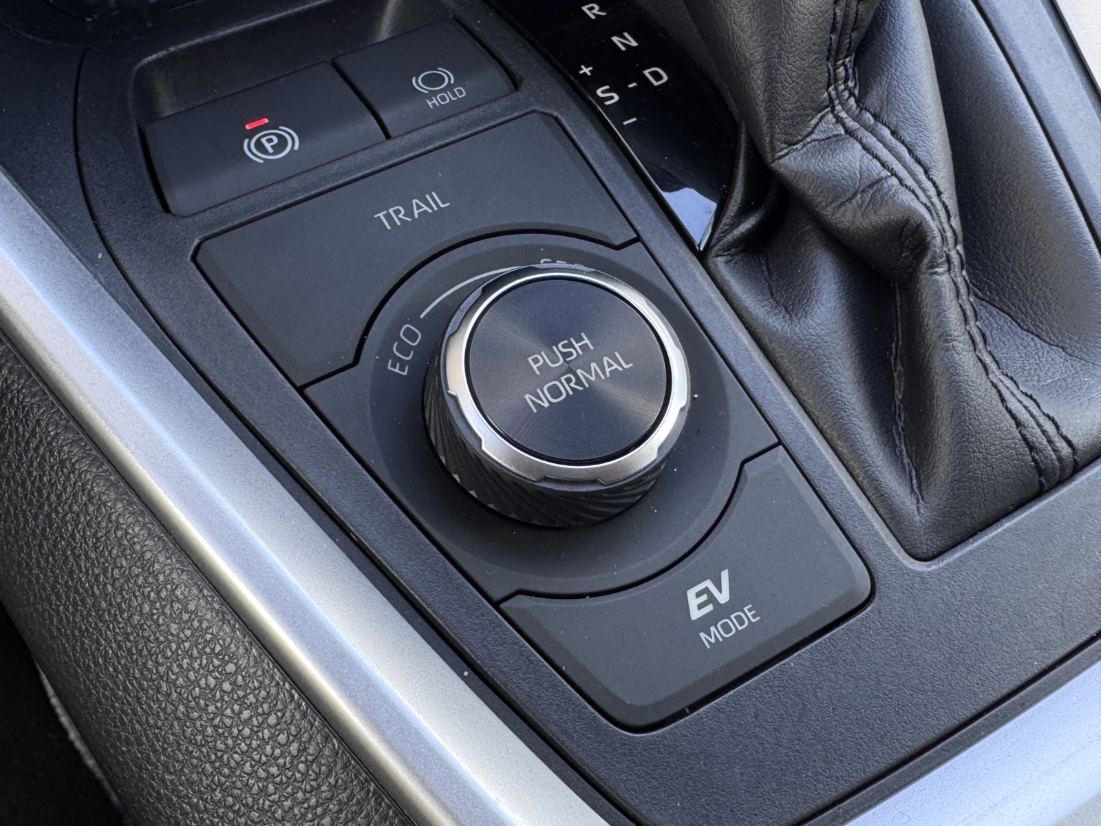 Toyota RAV4 2,5 Hybrid Luxury Plius AWD 2022 m. - Image 29