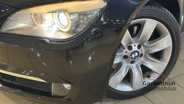 BMW 730d 2011 m. 32