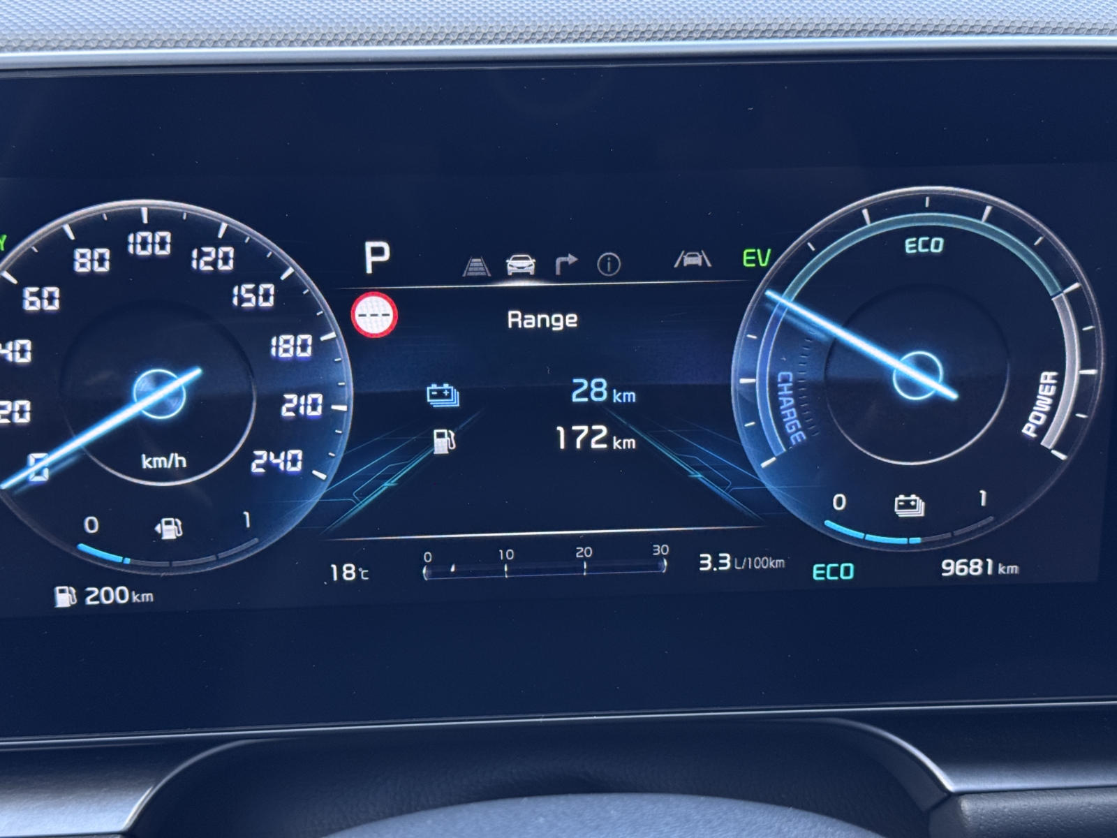 Kia Niro 1.6 Plug-in Hybrid 2024 m. Įkraunamas hibridas 14