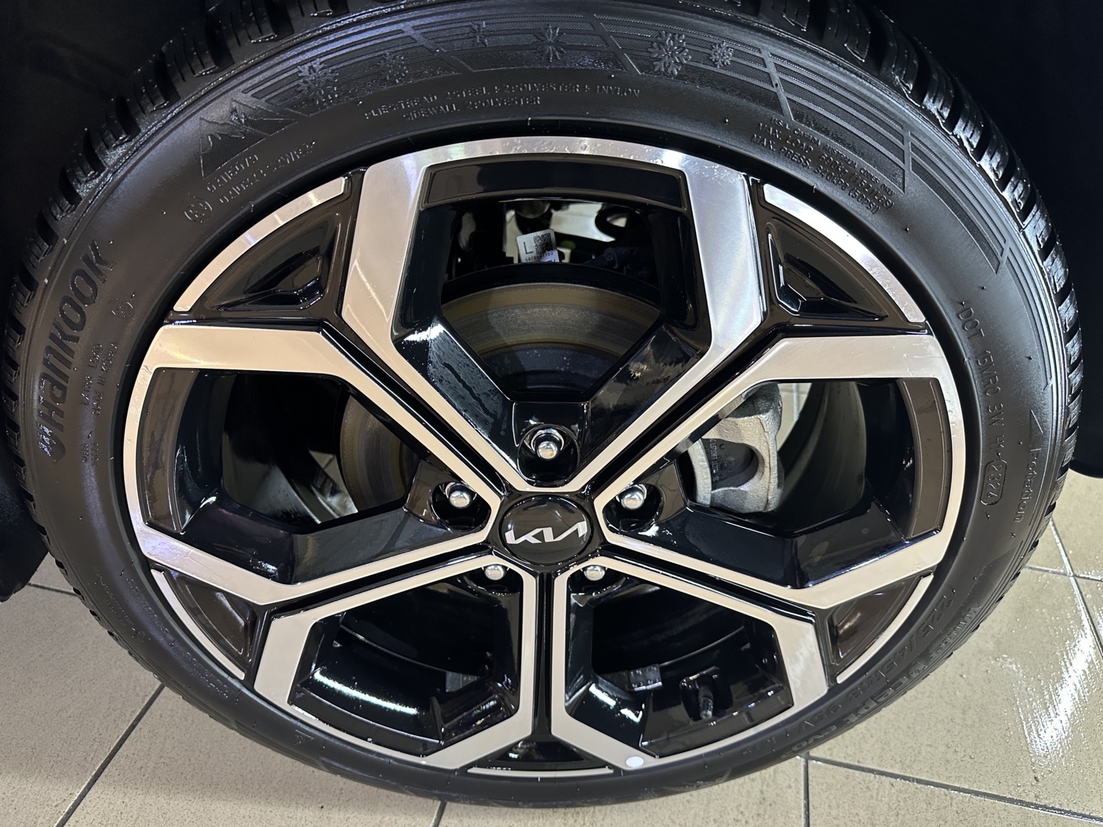 Kia Niro 1.6 Plug-in Hybrid 2024 m. Įkraunamas hibridas 5