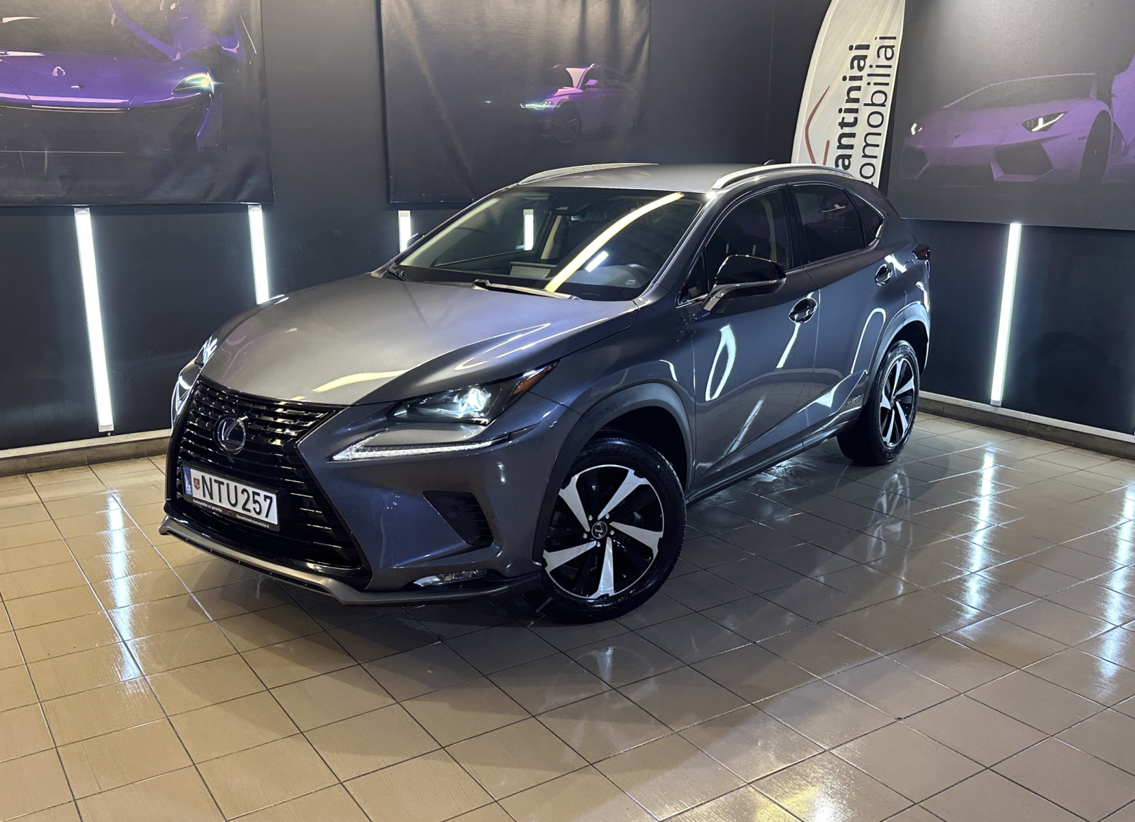 Lexus NX300h 2.5 Business AWD 2021 m. 1
