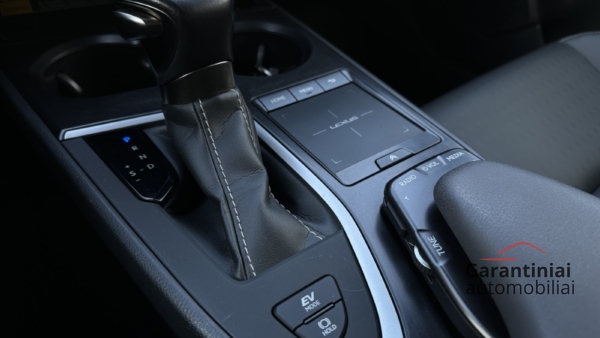 Lexus UX 250h 2.0 Midnight Edition 2021 m. 22