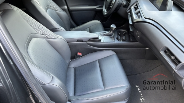 Lexus UX 250h 2.0 Midnight Edition 2021 m. 4