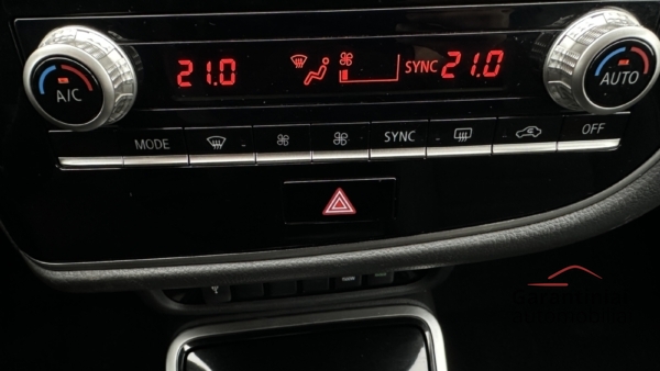 Mitsubishi Outlander 2.4 PHEV 4WD 2021 m. Įkraunamas hibridas. 18