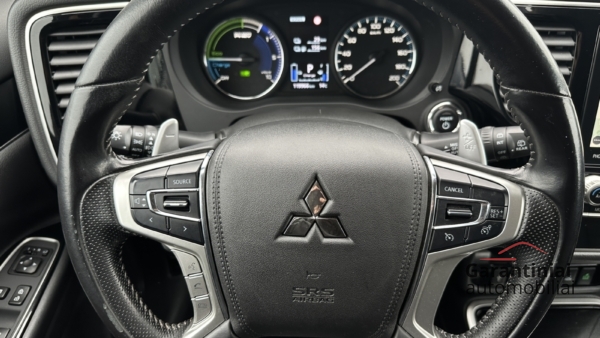 Mitsubishi Outlander 2.4 PHEV 4WD 2021 m. Įkraunamas hibridas. 6