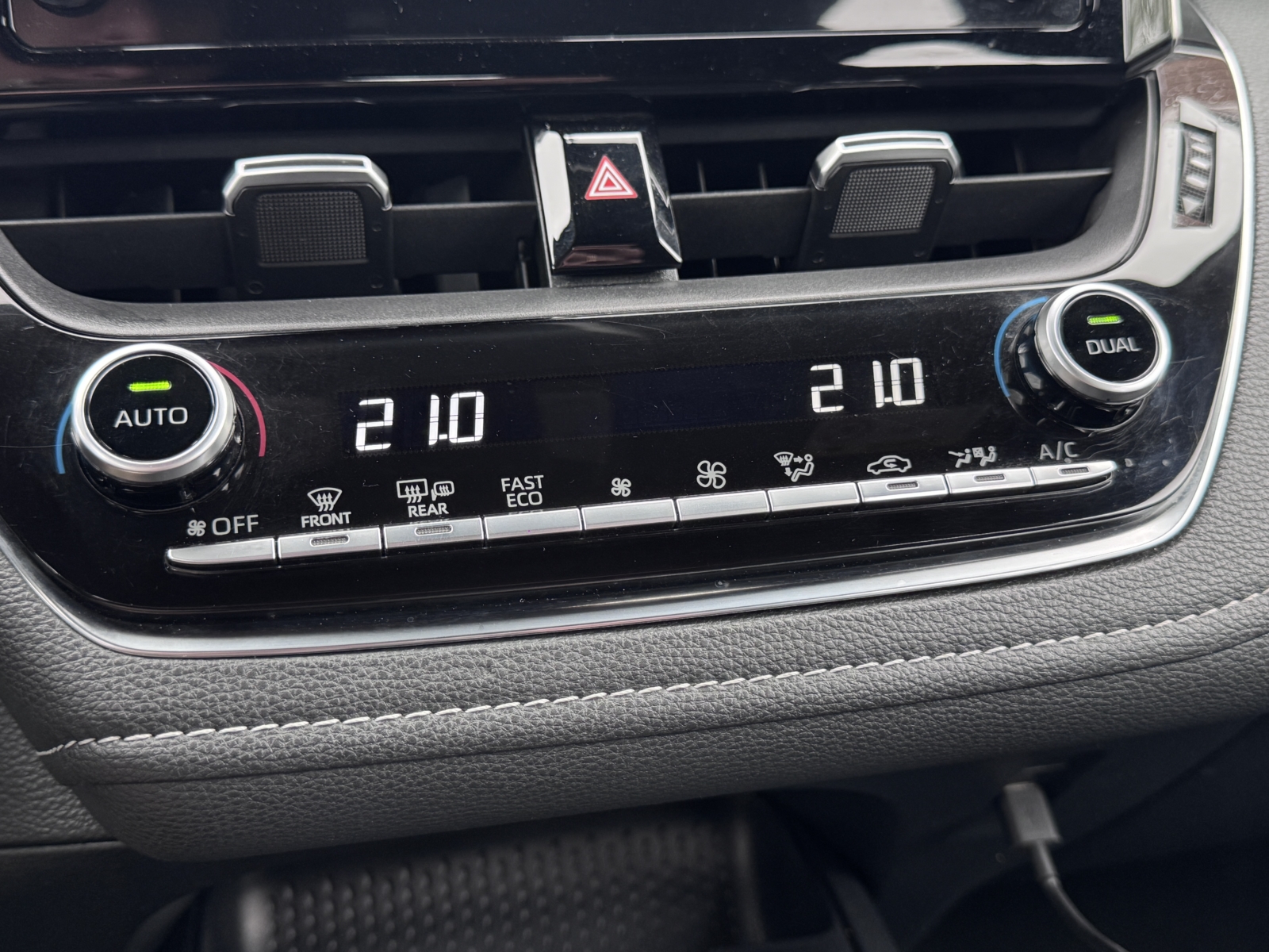 Toyota Corolla TS 1.2 Active 2022 m. 16