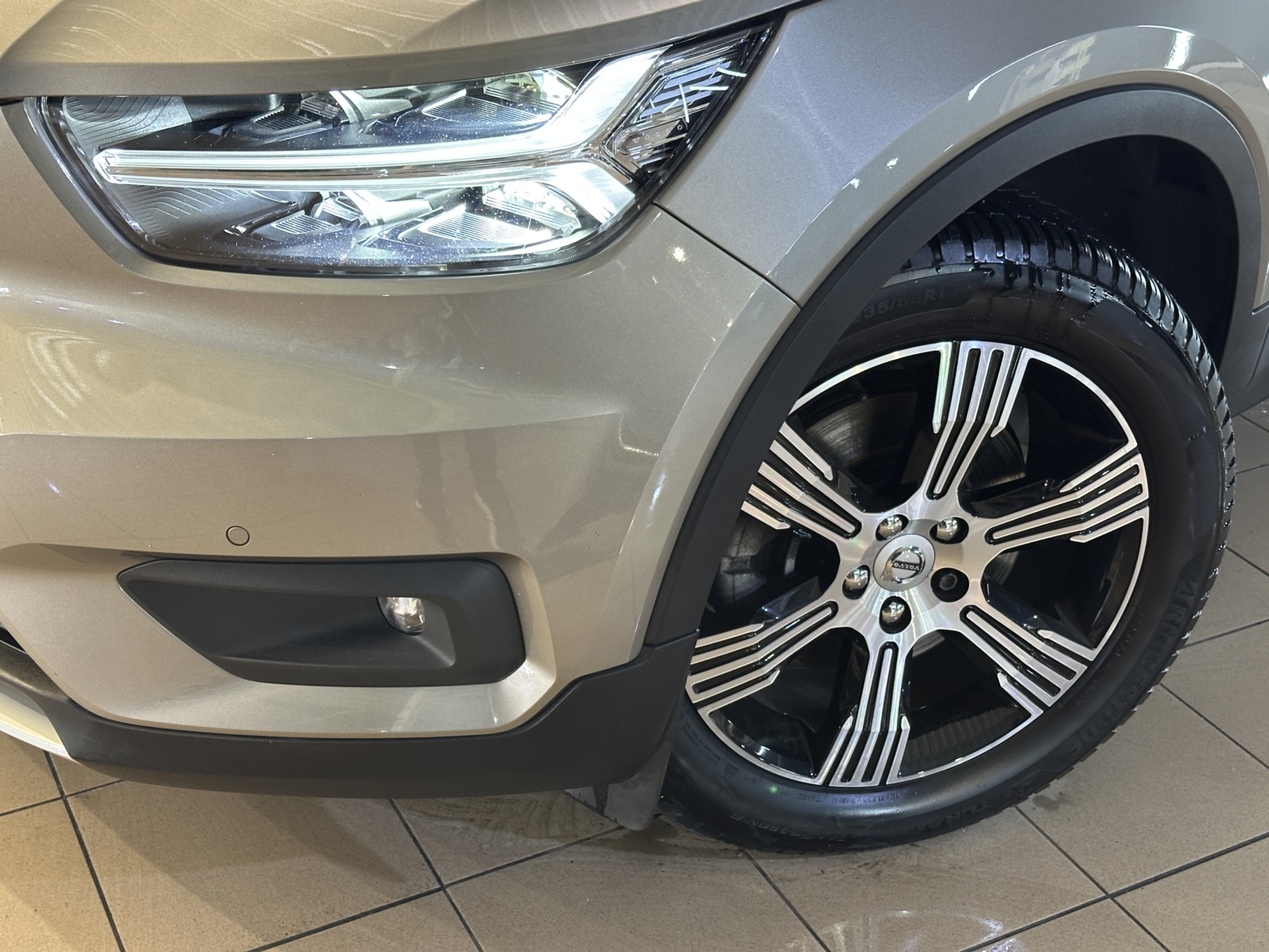 Volvo XC40 2.0 Inscription AWD 2019 m. - Image 3
