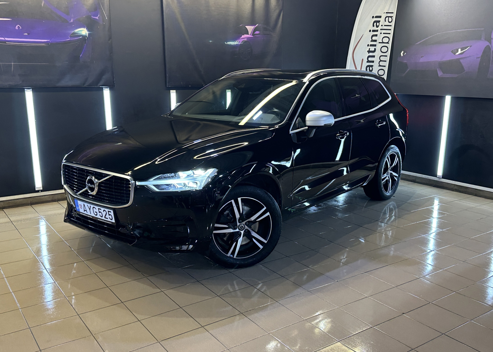 Volvo XC60 2.0 D4 AWD R-Design 2018 m.