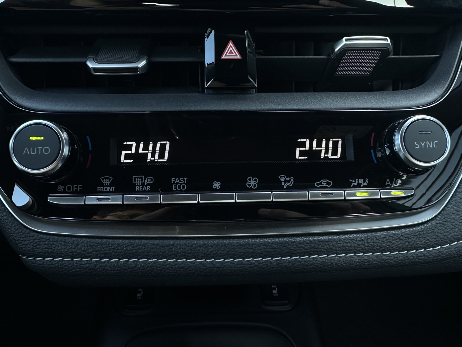Toyota Corolla TS 1.8 Hybrid Active 2025 m. - Image 18