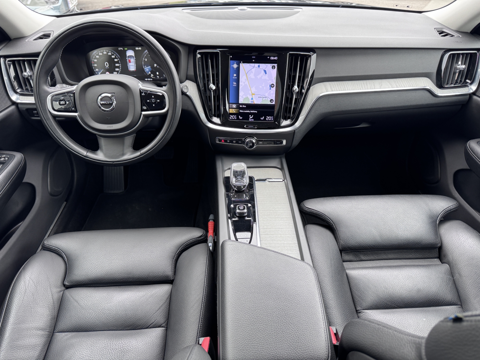 VOLVO V60 2.0 B3 Inscription 2022 m. - Image 5