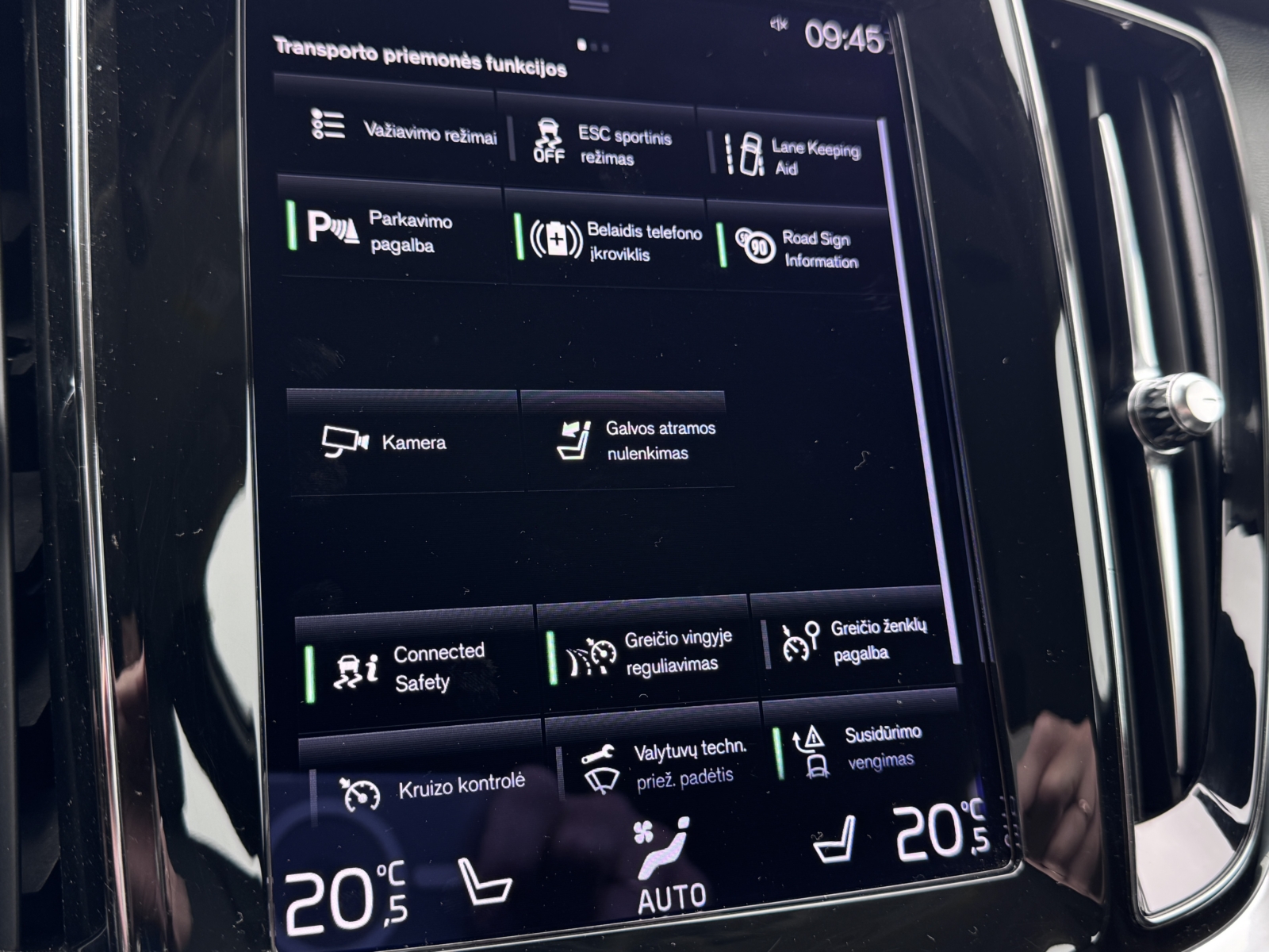 VOLVO V60 2.0 B3 Inscription 2022 m. - Image 23