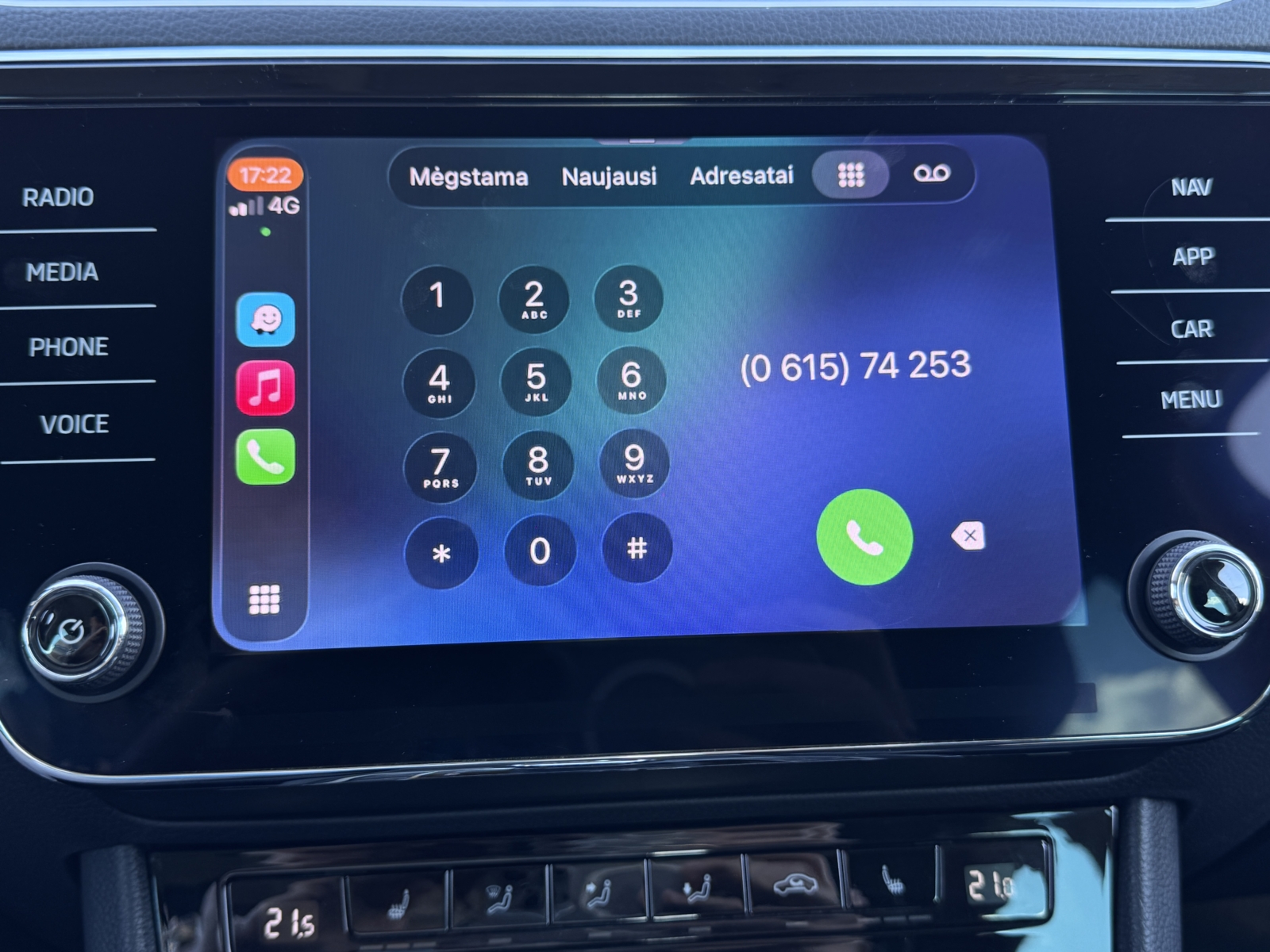 Skoda Superb 2.0 TDi Ambition 2022 m. - Image 19
