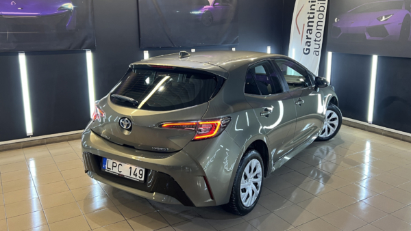Alternative view of Toyota Corolla 1.8 Active 2020 m.
