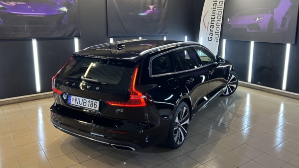 Alternative view of VOLVO V60 2.0 B3 Inscription 2022 m.