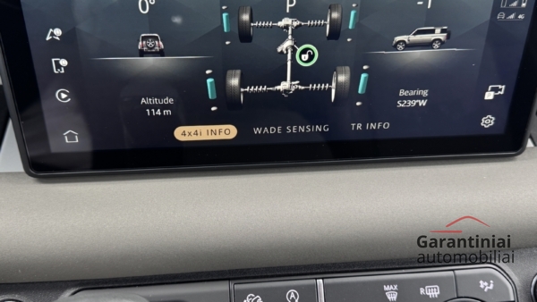 Land Rover Defender SE 3.0 MHEV Ingenium 4WD 2023 m. 19